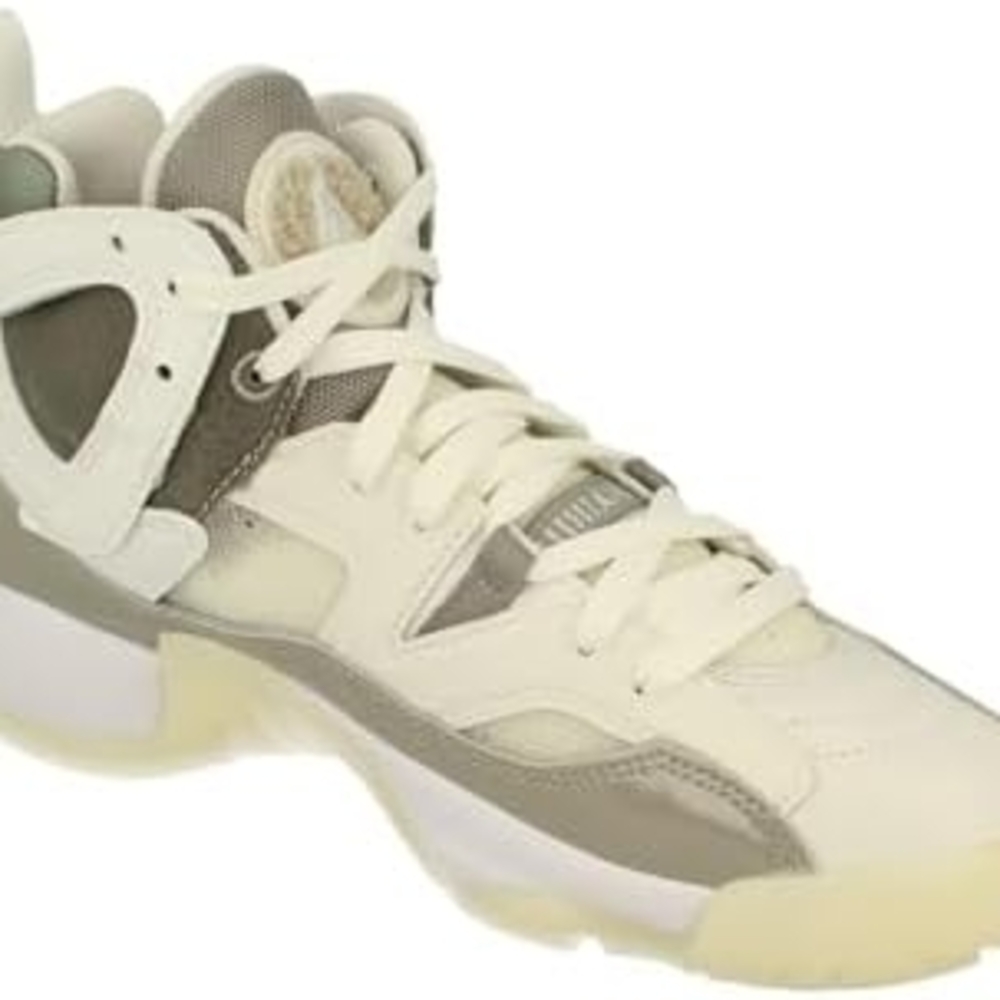 Jordan Women's Sneakers in Cream and Gray